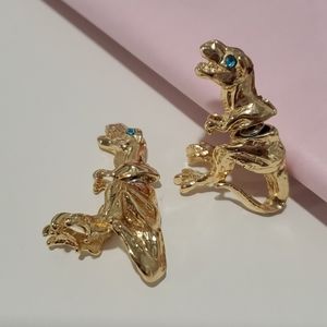 ⭐2 For $20⭐ Dinosaur Earrings!!!